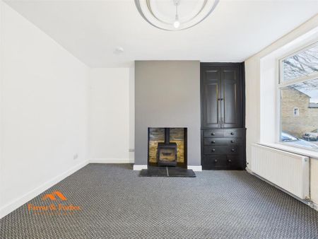 2 bedroom terraced house to rent - Photo 3