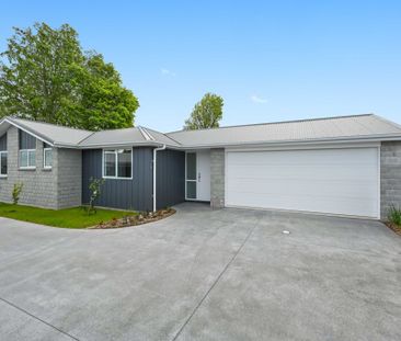 Welcome to your next home – a warm and inviting three-bedroom prope... - Photo 4