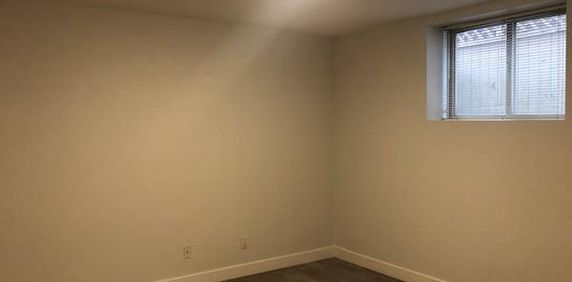 Large 1 Bedroom basement suite in Fleetwood - Photo 2