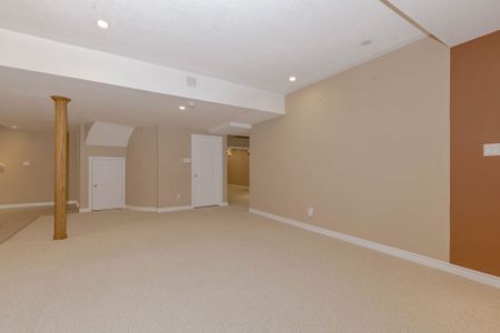 For Lease - 2257 Manor Hill Drive, Mississauga, Ontario - Photo 2