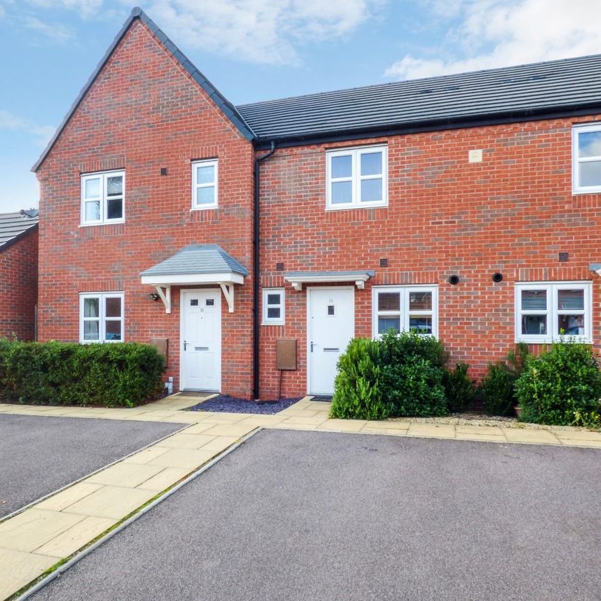 Rideau Road, Meon Vale, Stratford-upon-Avon - Photo 1