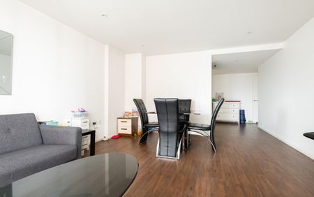 1 Bed Flat, The Oxygen, E16 - Photo 4