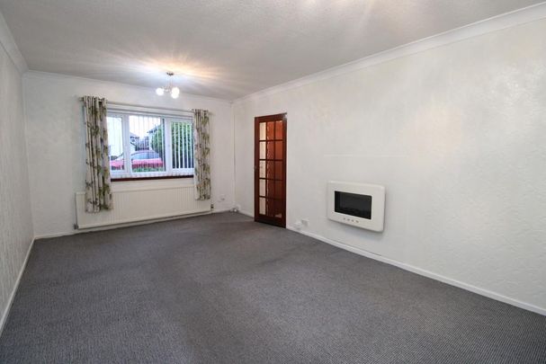 3 bedroom semi-detached house to rent - Photo 1