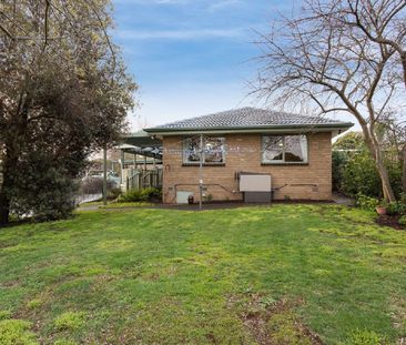 10 Kadina Court, Mooroolbark - Photo 3