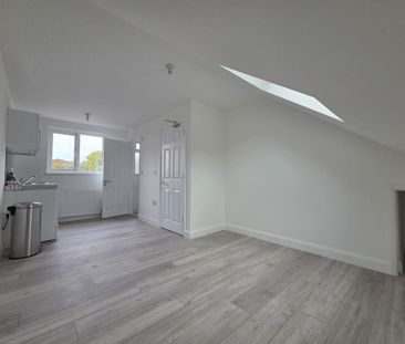 Boundary Road, Chatham. ME4 - Photo 2