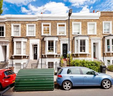 Beautiful one bedroom apartment in a period conversion. - Photo 5