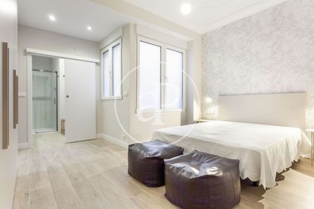 2 bedroom luxury Apartment for rent in Valencia, Spain - Photo 2