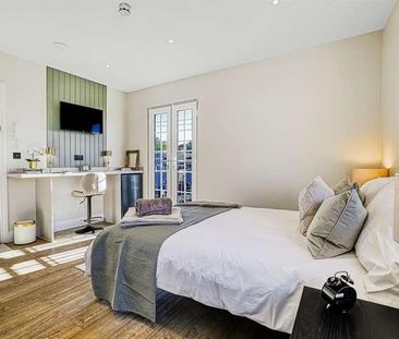 Thundersley Park Road, Benfleet, SS7 - Photo 5