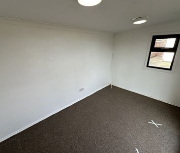 Dickens Avenue - Photo 1