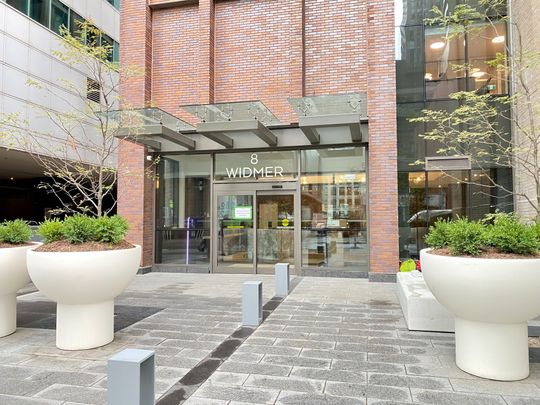 For Lease - 8 Widmer Street Unit# 3803, Toronto, Ontario - Photo 1