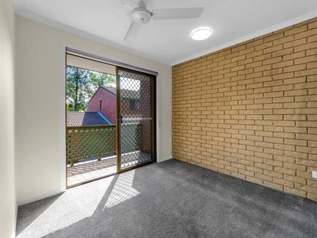 Private Oasis Just 5KM's to CBD - Photo 4