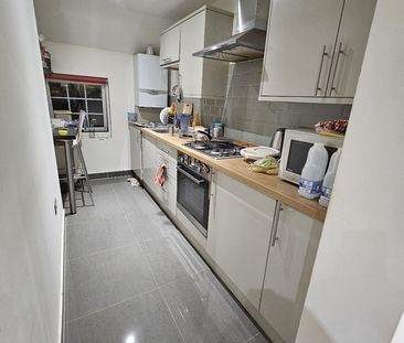 Studio Flat, Chatham Street, RG1 - Photo 3