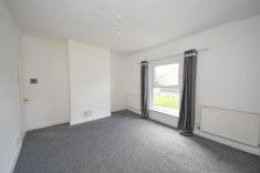 2 bed House - End Terrace for Rent - Photo 4