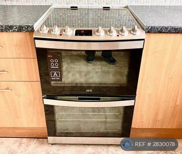 2 bedroom maisonette to rent - Photo 6