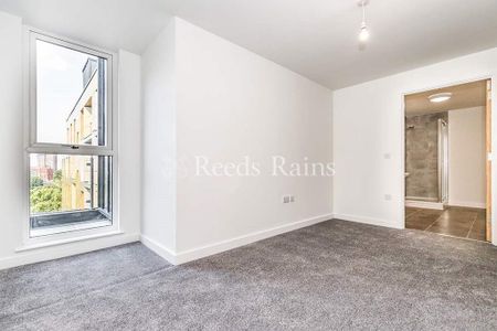 2 bedroom apartment to rent - Photo 3