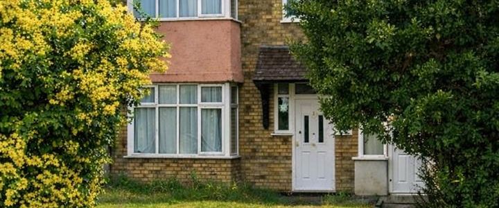 North Circular Road, London NW2 - Photo 1