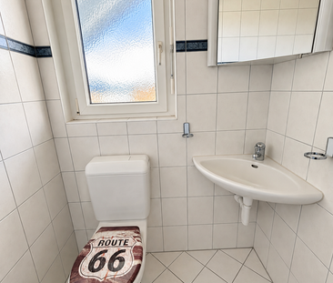 Helle 3.5-Zimmer-Dachwohnung mit Südbalkon & viel Charme - Foto 4