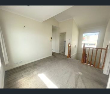 12 Cambridge Street, Caulfield North, Vic 3161 - Photo 5