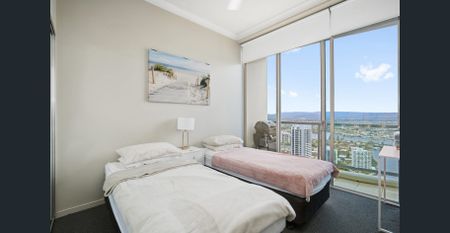 RESORT LIVING IN THE HEART OF SURFERS PARADISE! - Photo 4