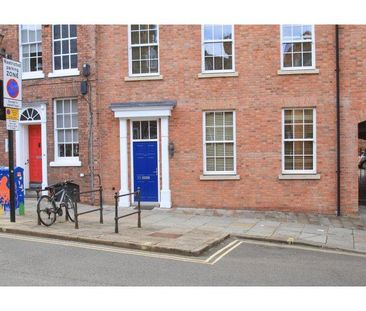 32, St Johns Hill, Shrewsbury, Shropshire - Photo 1