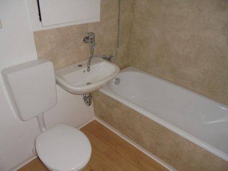 Azubi-, Schüler- und Studentenwohnungen in Gera mit EBK - Kautionsfrei! - Photo 3