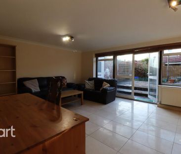 4 bedroom semi-detached house to rent - Photo 1