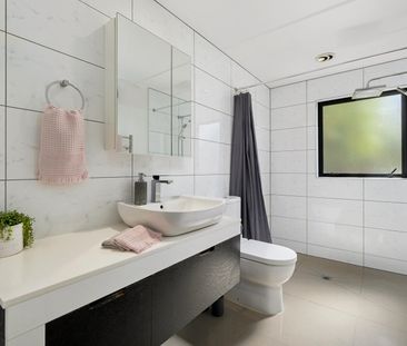 Lakeview unit in Fernhill - Photo 6