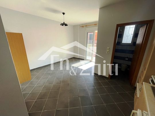 Γκαρσονιέρα προς ενοικίαση 320 € - Photo 1