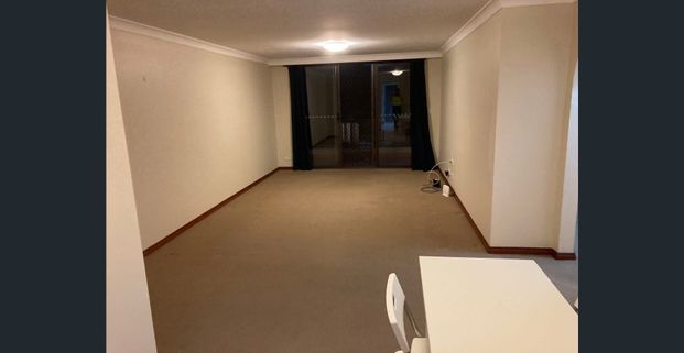 Fully Furnished-2 Bedroom | 2 Bathroom | Furniture and appliances optional | 2 Portable Air Conditioners - Photo 1