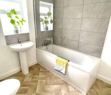 The Avenue, Coxhoe, Durham, DH6 - Photo 3