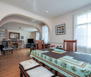 Priory Lane - Photo 1