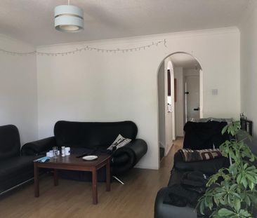 4 bedroom townhouse to rent - Photo 1