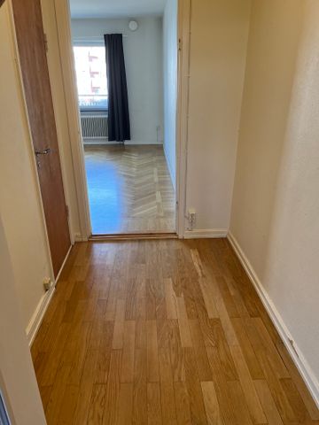 Hjälmshultsgatan 13 - Photo 3