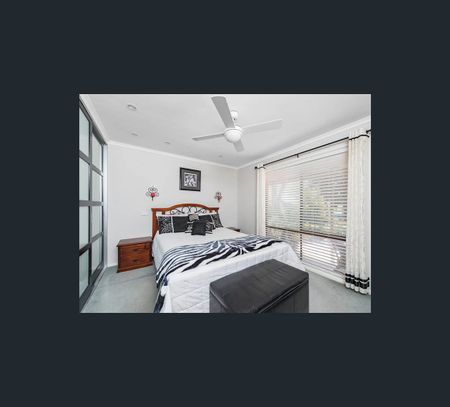 3 Weir Pl, Queanbeyan West, NSW 2620 - Photo 2