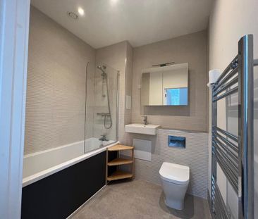 Studio to rent - Photo 6