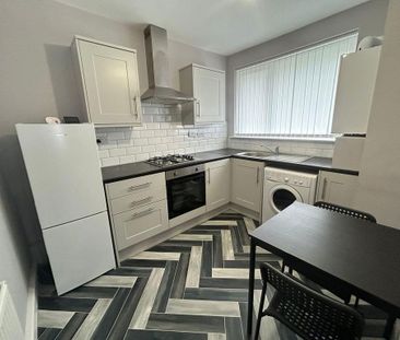 2 bedroom apartment to rent - Photo 6