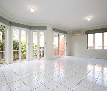 2/50 St Clems Road, Doncaster East - Photo 4