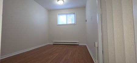 For Lease - 89 Centre Street Unit# Main Floor, Richmond Hill, Ontario - Photo 3