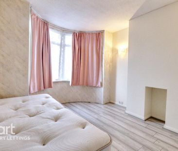 3 bedroom terraced house to rent - Photo 5