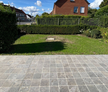 Gelijkvloerse villa met tuin in rustige woonwijk Ieper - Photo 5