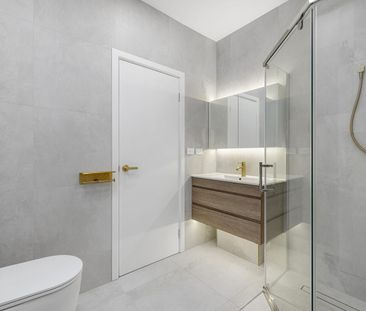 Renovated Family Home Ready to Enjoy! - Photo 5