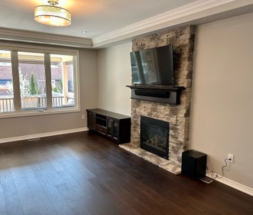 For Lease - 101 Masterman Crescent, Oakville, Ontario - Photo 1