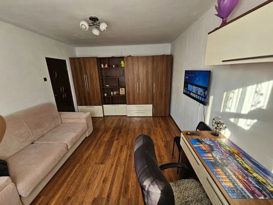 Garsoniera la etaj intermediar, situata in cartierul Astra - Fotografie 1