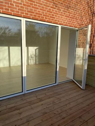 st. tv/1 Enghavevej, - Photo 1