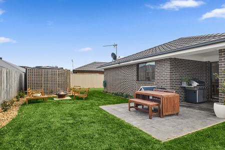 24 Isedale Road, Braemar. - Photo 2