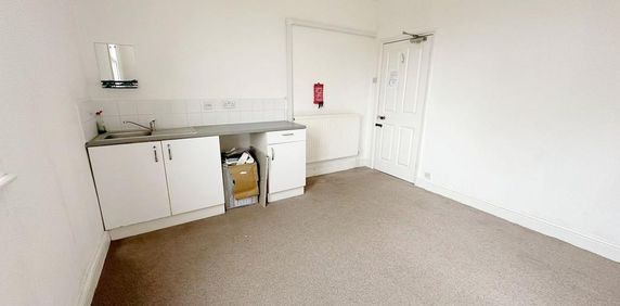 1 bedroom house of multiple occupation to rent - Photo 2