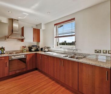 2 bedroom apartment to rent - Photo 5