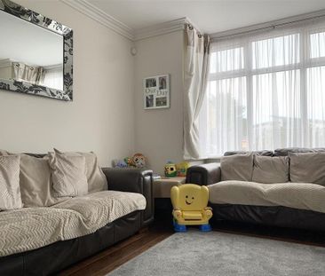 2 bedroom end of terrace house to rent - Photo 1