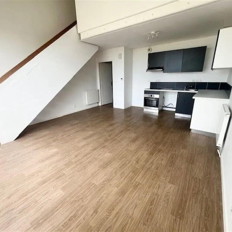 Location appartement 4 pièces - 76m² à Nantes (44300) - Photo 1