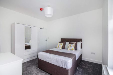 2 bedroom terraced house to rent - Photo 3